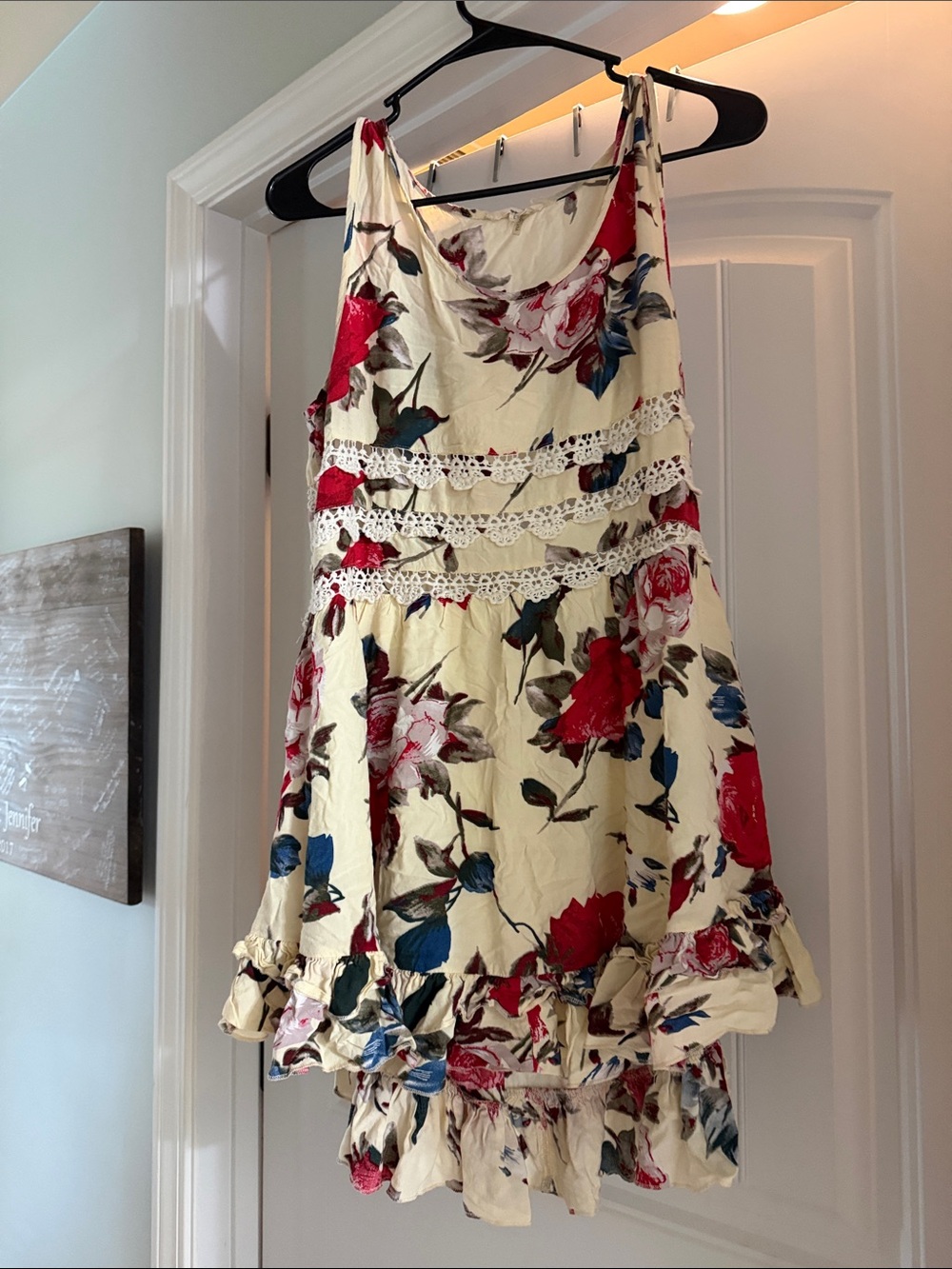 Entro Floral Ruffle sleeveless top in Cream, Red & Blue